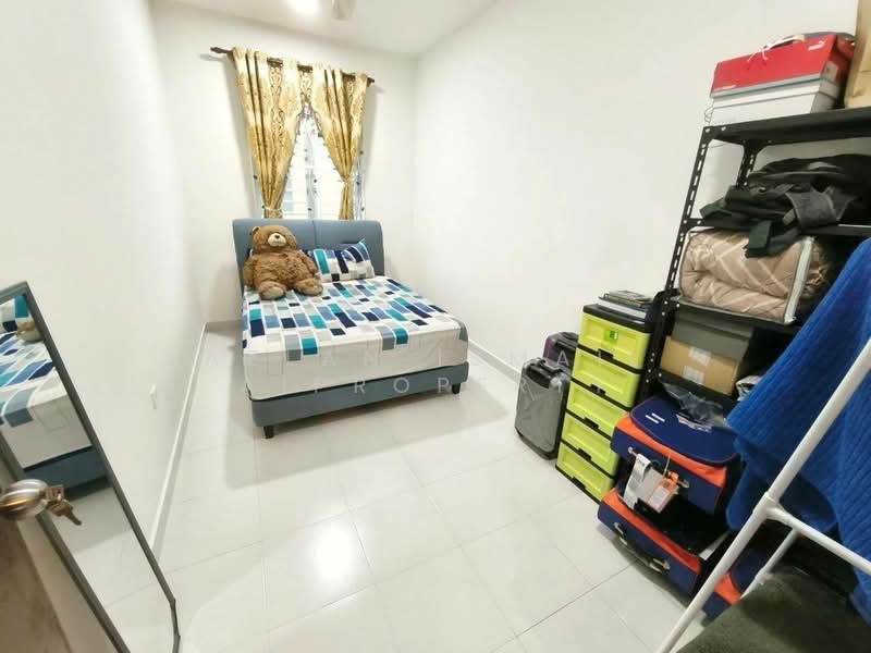 2-storey Terraced House for Sale in Taman Scientex Kulai (Sedenak) - Azlan Ismail aiproperty - Bedroom - PropertyGuru.com.my