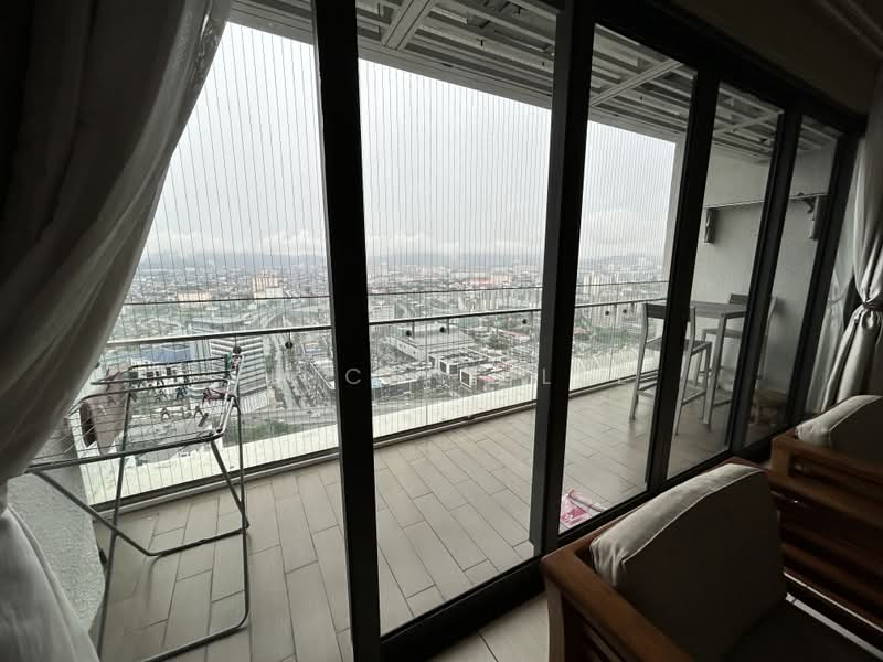 Servis Apartment untuk Disewa di The Elements - Vincent Lee - Balcony - PropertyGuru.com.my
