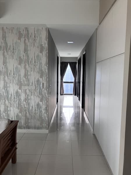 Servis Apartment untuk Disewa di The Elements - Vincent Lee - Corridor - PropertyGuru.com.my