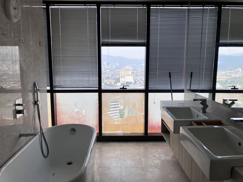 Servis Apartment untuk Disewa di The Elements - Vincent Lee - Bathroom - PropertyGuru.com.my