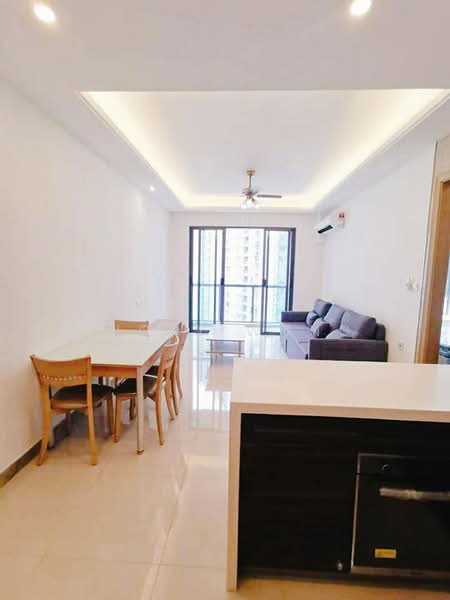 Servis Apartment untuk Dijual di R&F Princess Cove Phase 1 - Vicky Wong - Living Room - PropertyGuru.com.my