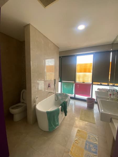 Servis Apartment untuk Dijual di The Elements - Win Kit Look - Bathroom - PropertyGuru.com.my