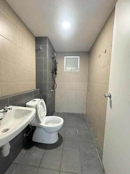 Condominium for Rent at Residensi Dutamas Dahlia - Louis . - PropertyGuru.com.my