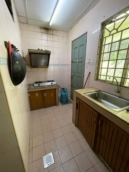 Rumah Teres 2 Tingkat untuk Dijual di Puchong (Selangor) - Arvind Lee - Kitchen - PropertyGuru.com.my