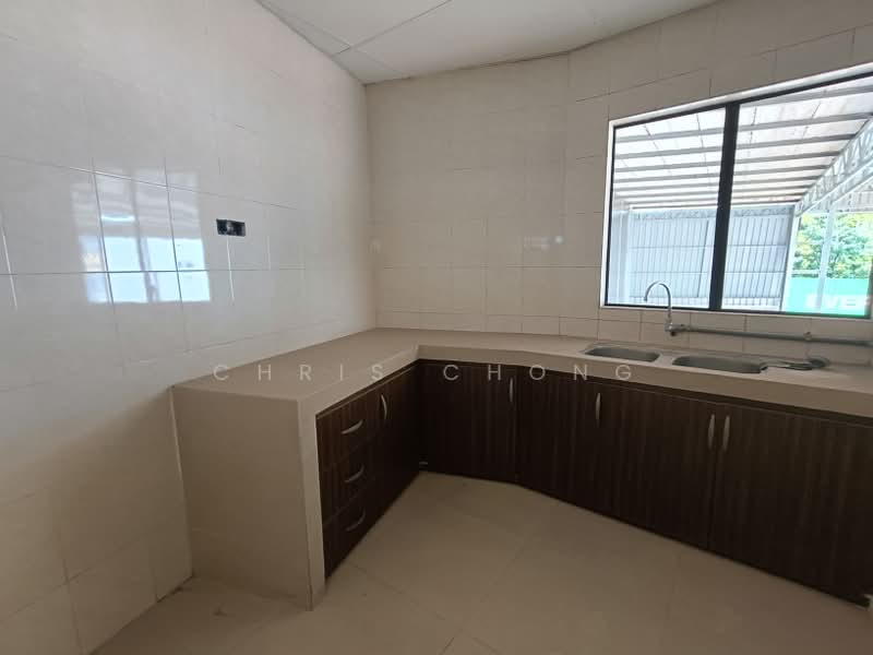 Kilang untuk Disewa di Taman Taming Jaya (Balakong) - Chris Chong - Kitchen - PropertyGuru.com.my