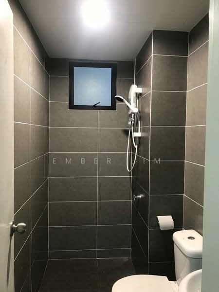 Service Residence for Rent at One Maxim - Ember Lim - Bathroom - PropertyGuru.com.my