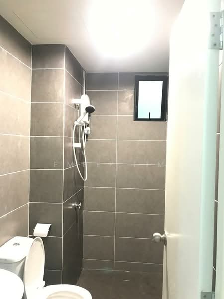 Service Residence for Rent at One Maxim - Ember Lim - Bathroom - PropertyGuru.com.my