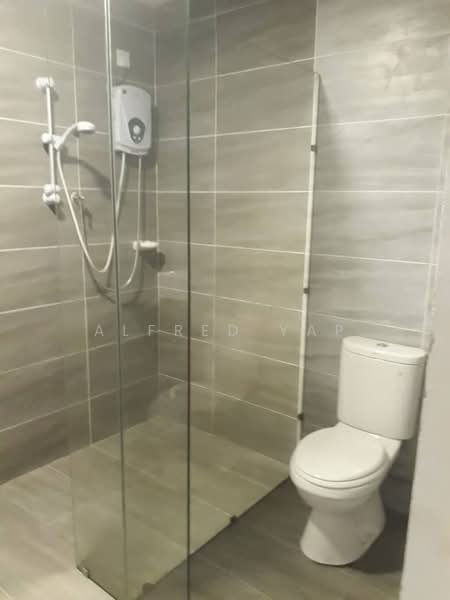Condominium for Rent at KSL Residence 2 @ Kangkar Tebrau - Alfred Yap - Bathroom - PropertyGuru.com.my