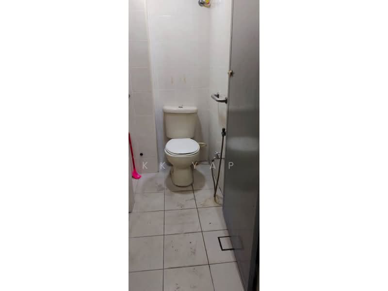Shop for Rent in Jalan Klang Lama (Old Klang Road) (Kuala Lumpur) - KK Yap - Bathroom - PropertyGuru.com.my