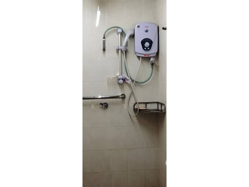 Shop for Rent in Jalan Klang Lama (Old Klang Road) (Kuala Lumpur) - KK Yap - Bathroom - PropertyGuru.com.my