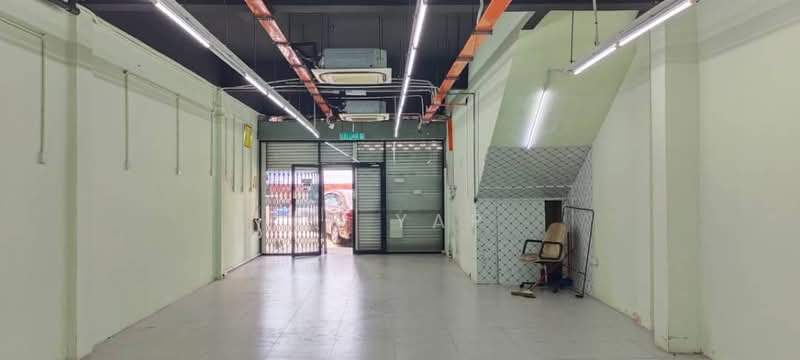 Shop for Rent in Jalan Klang Lama (Old Klang Road) (Kuala Lumpur) - KK Yap - Interior - PropertyGuru.com.my