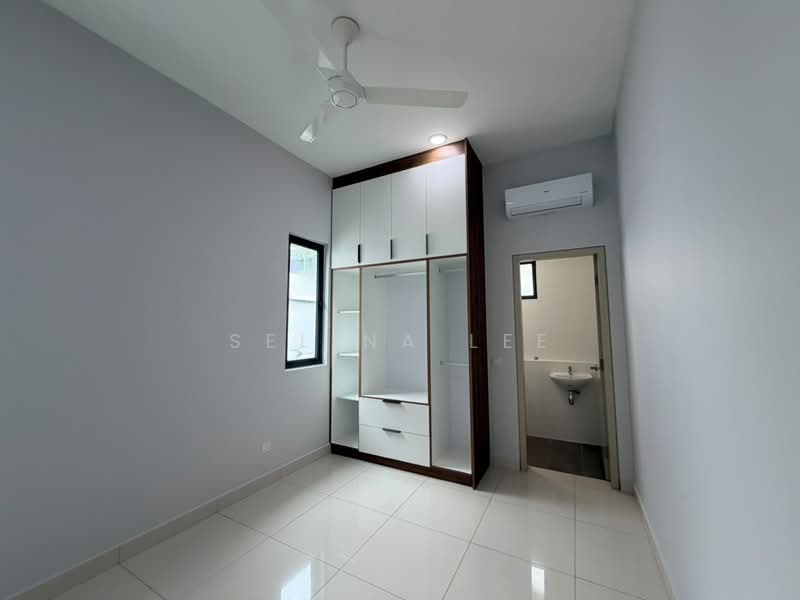 Semi-Detached House for Rent in Telok Panglima Garang (Selangor) - Selina Lee - Bedroom - PropertyGuru.com.my