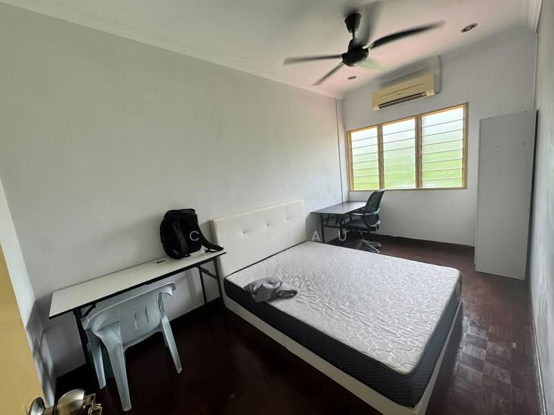 2-storey Terraced House for Rent in Kampung Tunku (Petaling Jaya) - Chi Hau - Bedroom - PropertyGuru.com.my