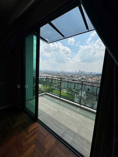 Servis Apartment untuk Dijual di Bloomsvale Menara Vista Petaling - Volster Leng - Balcony - PropertyGuru.com.my