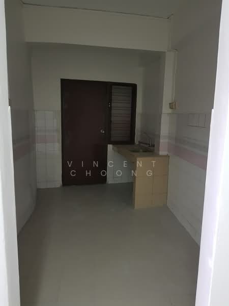 Rumah Flat untuk Disewa di Taman Ampang Mewah - Vincent Choong - Kitchen - PropertyGuru.com.my