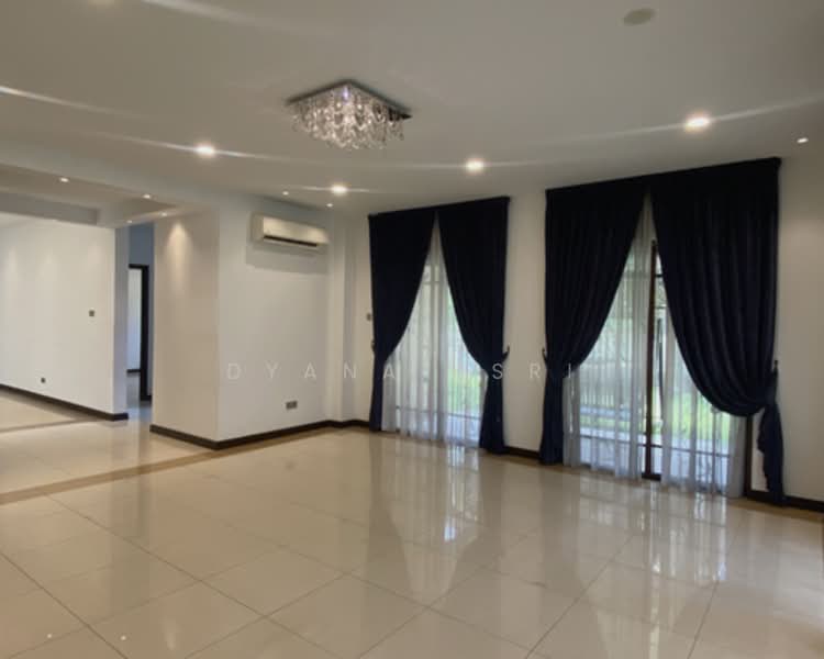Semi-Detached House for Sale in Bukit Jelutong (Shah Alam) - Dyana Asri - Living Room - PropertyGuru.com.my