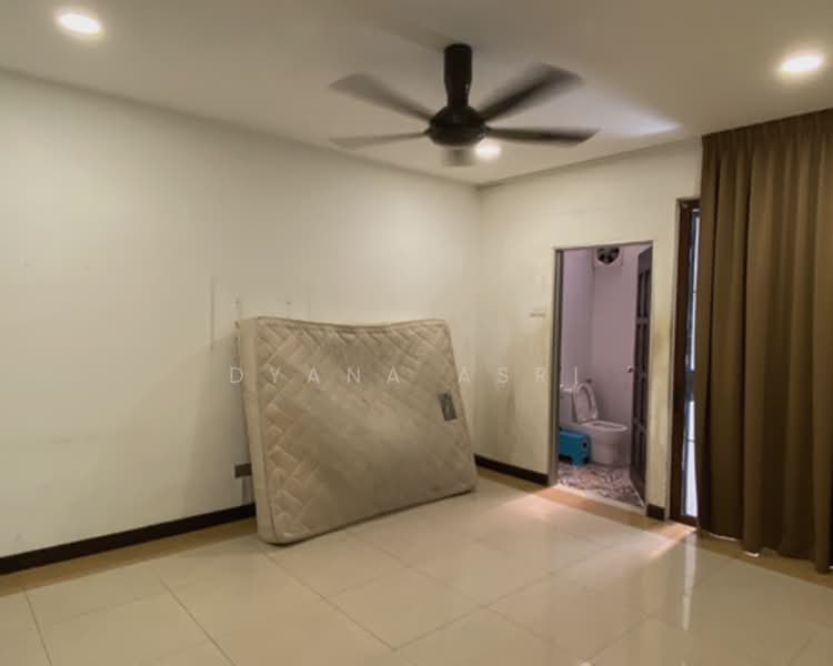 Semi-Detached House for Sale in Bukit Jelutong (Shah Alam) - Dyana Asri - Interior - PropertyGuru.com.my
