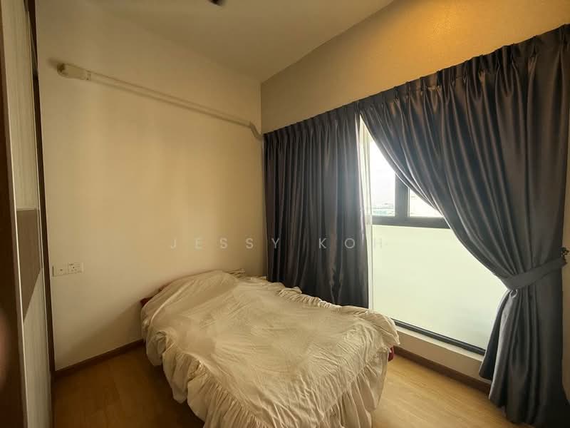 Condominium for Rent at Bay Point @ Country Garden Danga Bay - Jessy Koh - Bedroom - PropertyGuru.com.my