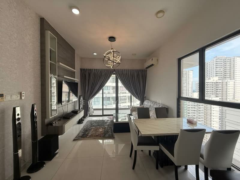 Condominium for Rent at Bay Point @ Country Garden Danga Bay - Jessy Koh - Living Room - PropertyGuru.com.my