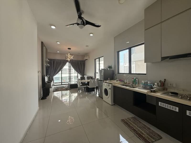 Condominium for Rent at Bay Point @ Country Garden Danga Bay - Jessy Koh - Living Room - PropertyGuru.com.my