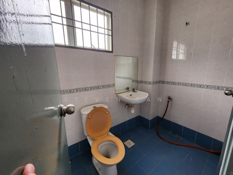 2-storey Terraced House for Sale in Bandar Puteri Puchong (Puchong) - Steven Tan - Bathroom - PropertyGuru.com.my