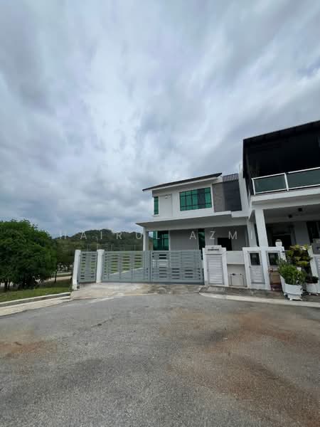Rumah Berkembar untuk Dijual di Antara Gapi (Ulu Yam) - Hairul Azmi - Exterior - PropertyGuru.com.my