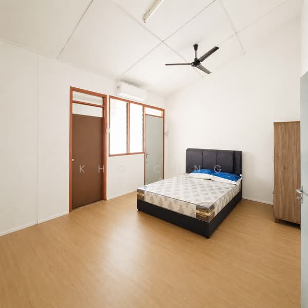 Terraced House for Sale in Taman Kajang Baru (Kajang) - Kho Chng Guan - Bedroom - PropertyGuru.com.my