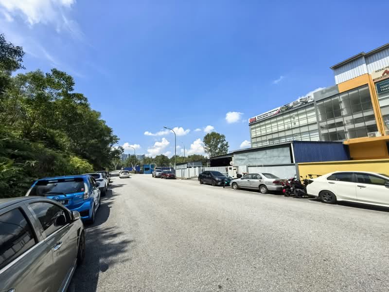Semi-D Factory for Sale in Kawasan Perindustrian Balakong (Balakong) - Yvonne Ho - Exterior - PropertyGuru.com.my