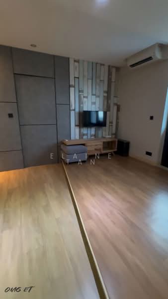 Servis Apartment untuk Dijual di Trefoil - Elaine Tan - Living Room - PropertyGuru.com.my