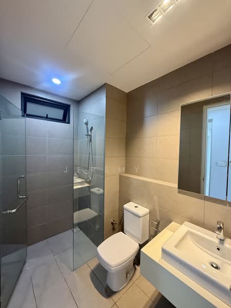 Kondominium untuk Dijual di Secoya Residence - Jeremy . - Bathroom - PropertyGuru.com.my