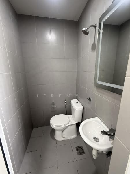Kondominium untuk Dijual di Secoya Residence - Jeremy . - Bathroom - PropertyGuru.com.my