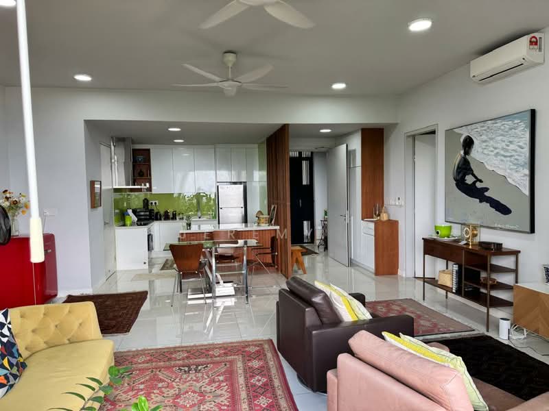 Kondominium untuk Dijual di Secoya Residence - Jeremy . - Living Room - PropertyGuru.com.my
