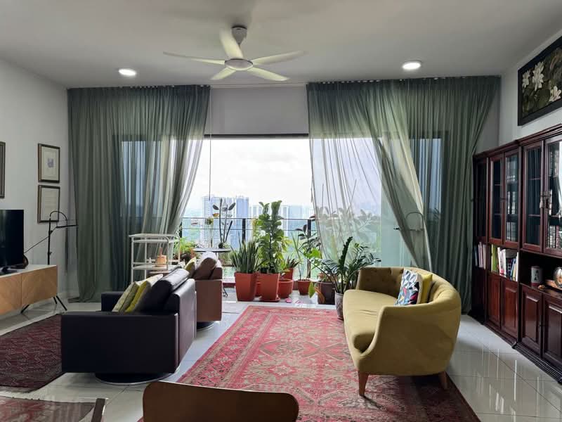 Kondominium untuk Dijual di Secoya Residence - Jeremy . - Living Room - PropertyGuru.com.my
