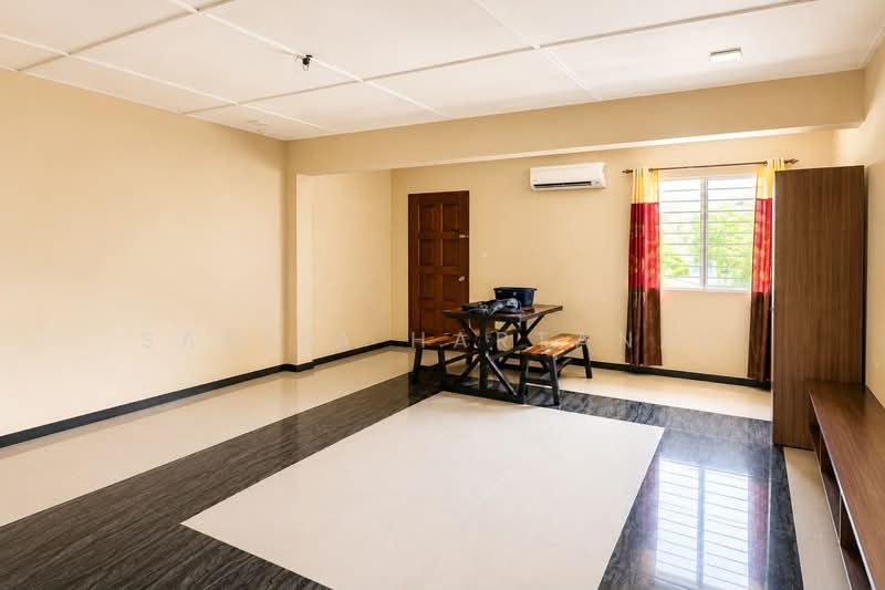 Rumah Teres untuk Dijual di Taman Nilai Perdana (Nilai) - Sariza Hartanah - Living Room - PropertyGuru.com.my