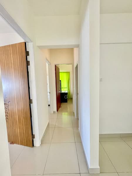 Kondominium untuk Disewa di Surin Condominium - V. Goh - Corridor - PropertyGuru.com.my