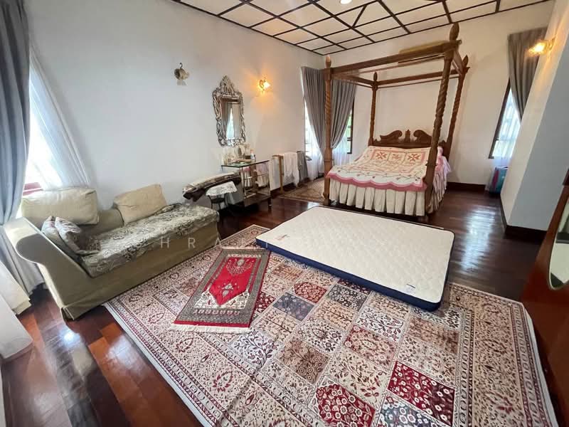 Bungalow for Sale in Seksyen 7 (Shah Alam) - Ashraff Daniel - PropertyGuru.com.my