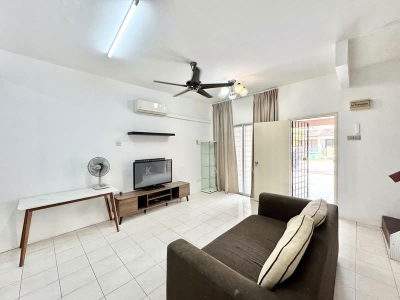 Rumah Teres 2 Tingkat untuk Dijual di Sungai Buloh (Selangor) - Syakir Adman - PropertyGuru.com.my
