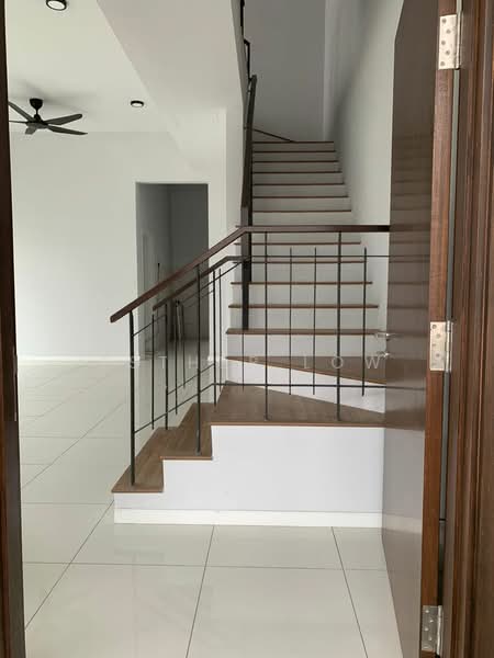 Terraced House for Rent in Tamansari (Rawang) - Esther Low - Entrance - PropertyGuru.com.my