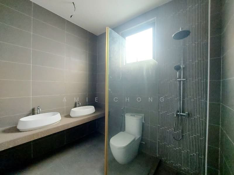 Bungalow for Sale in Taman Perpaduan Mulia (Tambun) - Amie Chong - Bathroom - PropertyGuru.com.my