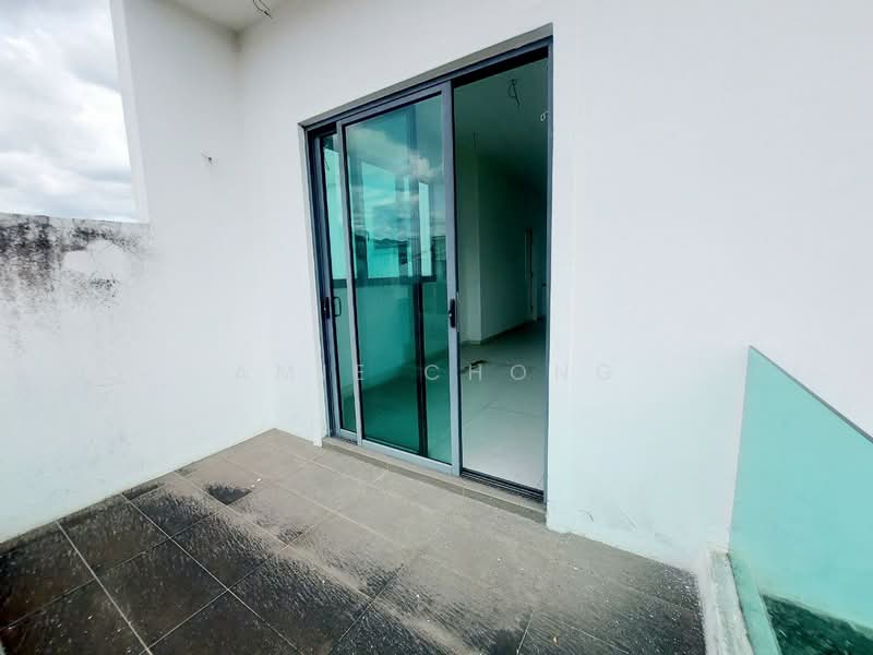 Bungalow for Sale in Taman Perpaduan Mulia (Tambun) - Amie Chong - Balcony - PropertyGuru.com.my