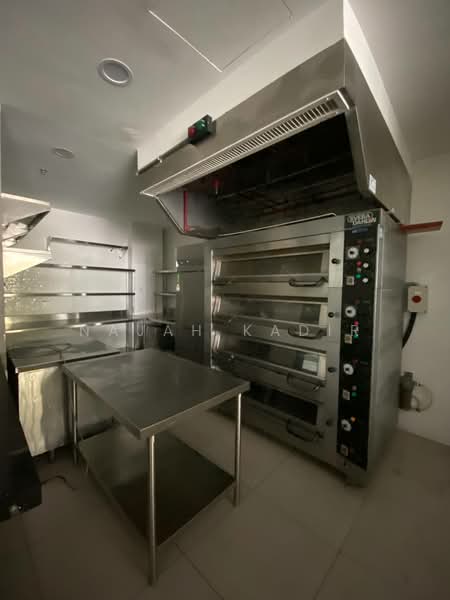 Retail Space for Sale in Cyberjaya (Selangor) - Najah Kadir - Kitchen - PropertyGuru.com.my