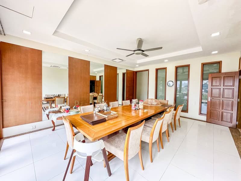 Rumah Banglo untuk Dijual di Cemerlang Heights (Gombak) - Ahmad Ikhwan Arif - Dining Room - PropertyGuru.com.my