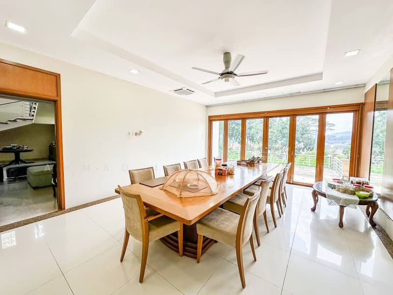 Rumah Banglo untuk Dijual di Cemerlang Heights (Gombak) - Ahmad Ikhwan Arif - Dining Room - PropertyGuru.com.my