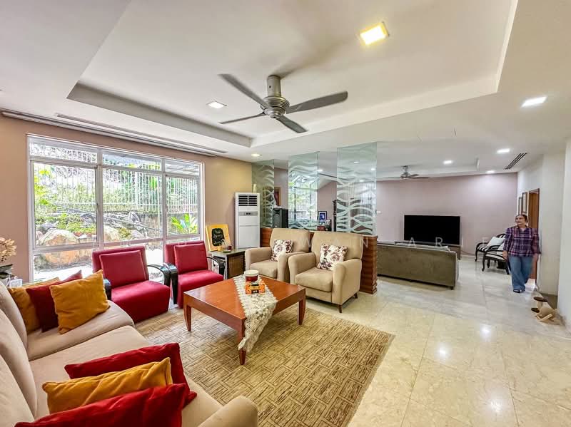 Rumah Banglo untuk Dijual di Cemerlang Heights (Gombak) - Ahmad Ikhwan Arif - Living Room - PropertyGuru.com.my