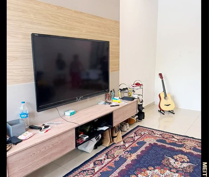 Kondominium untuk Dijual di Skycube - Meng . - Living Room - PropertyGuru.com.my