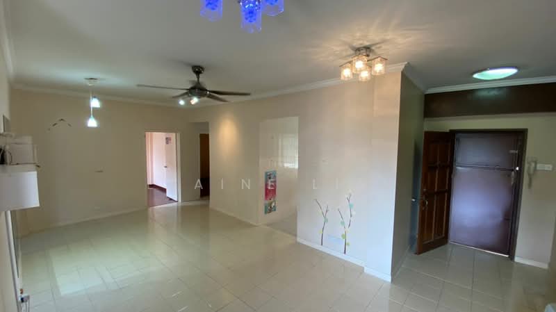 Kondominium untuk Dijual di Elaeis 2 - Elaine Lian - Living Room - PropertyGuru.com.my