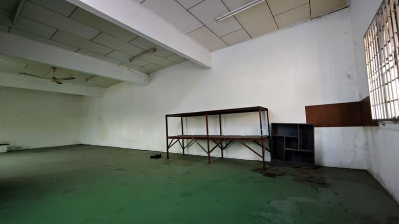 Shop for Rent in Klang (Selangor) - Kelly Teo - Interior - PropertyGuru.com.my