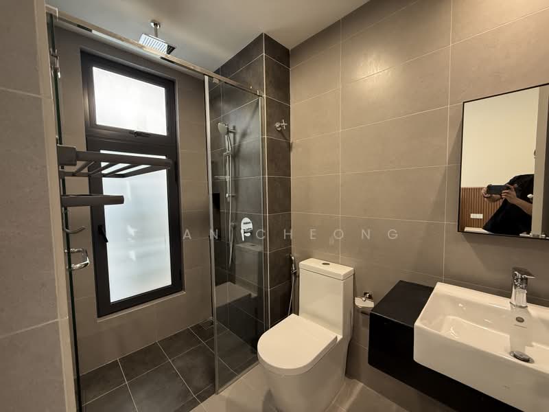 Kediaman Servis untuk Disewa di Sunway Belfield - Sean Cheong - Bathroom - PropertyGuru.com.my