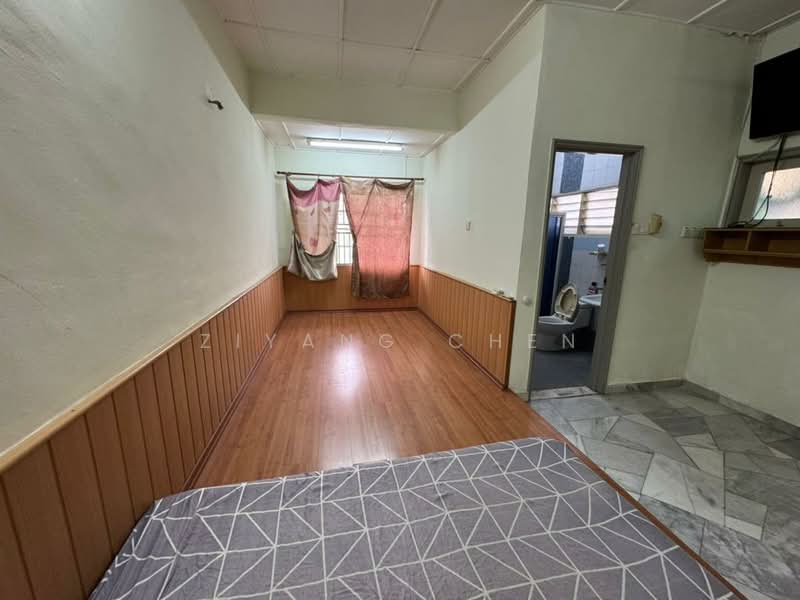 2-storey Terraced House for Sale in Taman Ehsan (Kepong) - Ziyang Chen - Bedroom - PropertyGuru.com.my