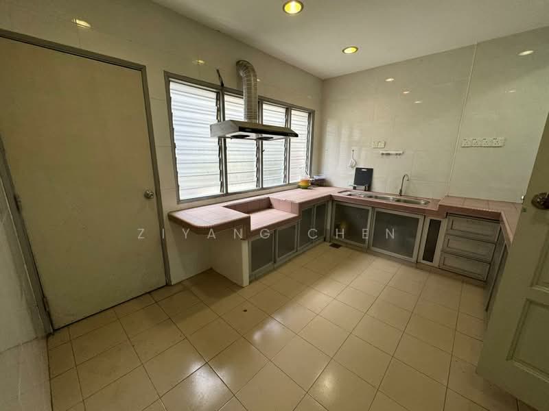 2-storey Terraced House for Sale in Taman Ehsan (Kepong) - Ziyang Chen - Kitchen - PropertyGuru.com.my